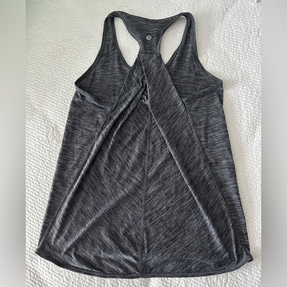 Lululemon Women’s Tank Top - Picture 2 of 8